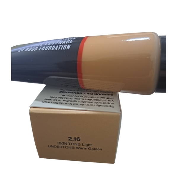 Studio Skin full Coverage 24 hour foundation - Picture 5 of 16